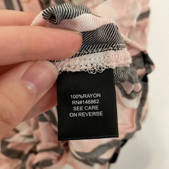 TORRID 1 Plus Size Taylor Plaid Tie Front Slim Fit Twill Shirt Baby Pink Flannel - Picture 9 of 13